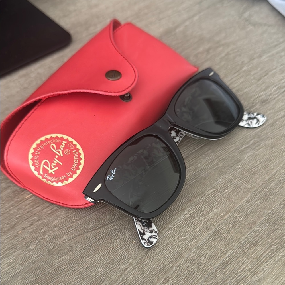 Mickey Mouse Ray-Ban Black Sunglasses with Red Case